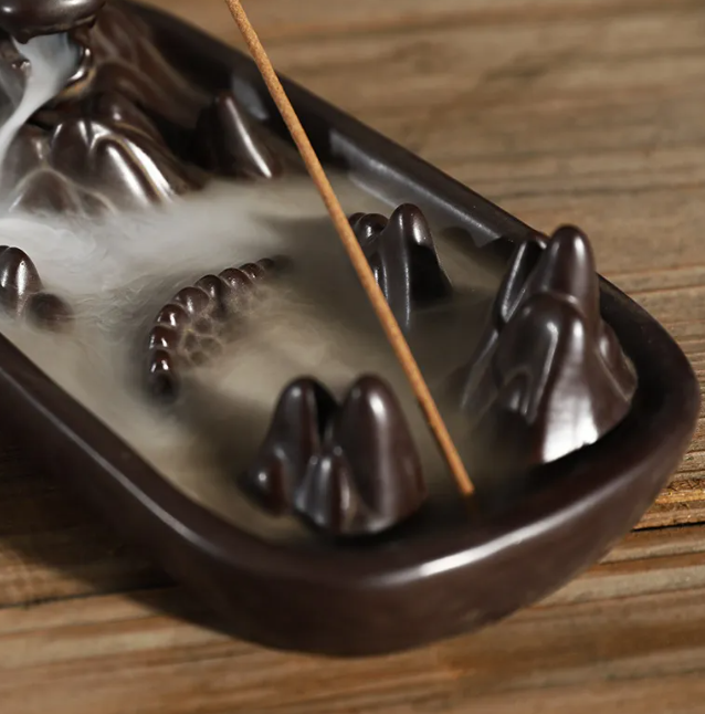 Ceramic Backflow Incense Burner – Waterfall Smoke Effect | Meditation, Relaxation & Home Décor | Backflow Incense Cone Holder