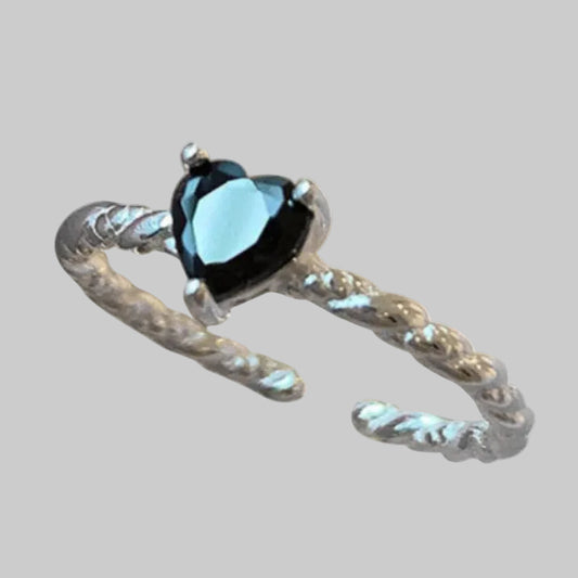 S925 Sterling Silver Black Zirconia Love Twist Ring